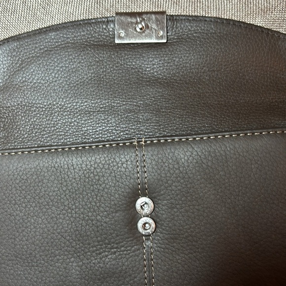 Kenneth Cole Brown Leather Long Snap front Wallet - Picture 11 of 11